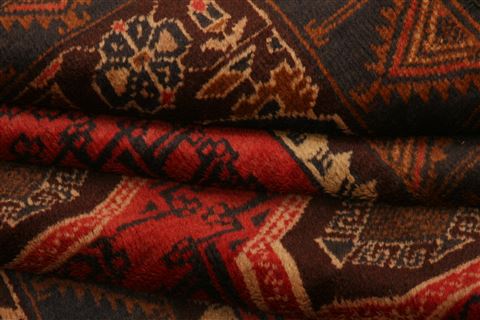 Baluch Red Hand Knotted 50 X 94 Area Rug 100-28114 Image 4