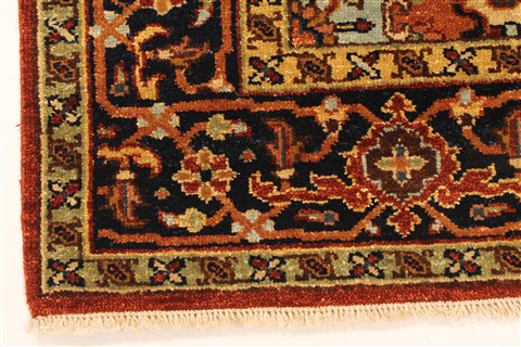 Serapi Brown Hand Knotted 40 X 511 Area Rug 250-28116 Image 7