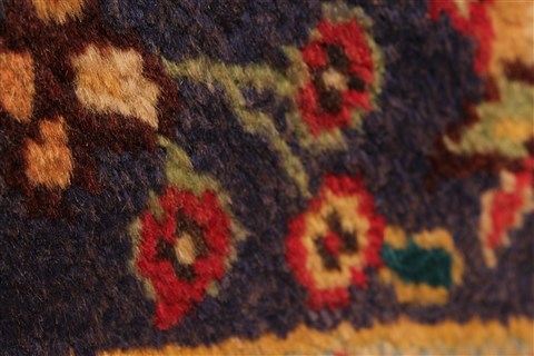 Tabriz Red Hand Knotted 93 X 125 Area Rug 100-28126 Image 2