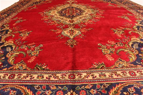 Tabriz Red Hand Knotted 93 X 125 Area Rug 100-28126 Image 8
