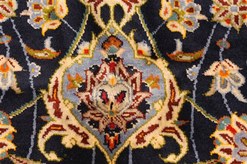 Kashan Beige Hand Knotted 117 X 172 Area Rug 100-28130 Image 2