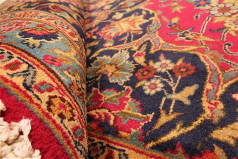 Kashmar Red Hand Knotted 97 X 130 Area Rug 100-28131 Image 3