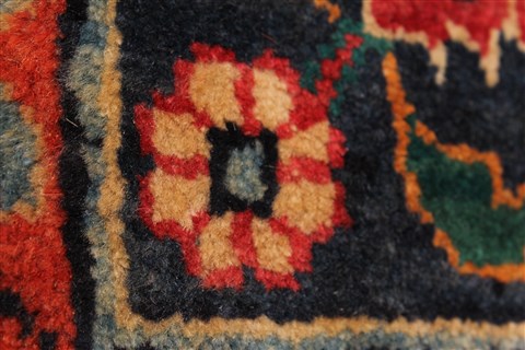 Kashan Red Hand Knotted 97 X 1210 Area Rug 100-28139 Image 5