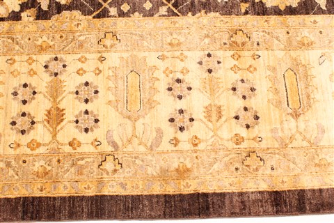 Pishavar Beige Hand Knotted 120 X 176 Area Rug 250-28140 Image 6