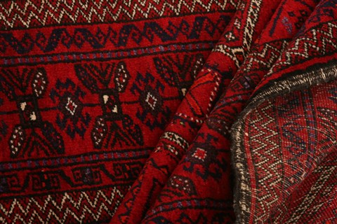 Baluch Red Hand Knotted 31 X 61 Area Rug 253-28152 Image 8