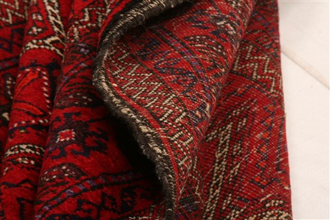 Baluch Red Hand Knotted 31 X 61 Area Rug 253-28152 Image 9