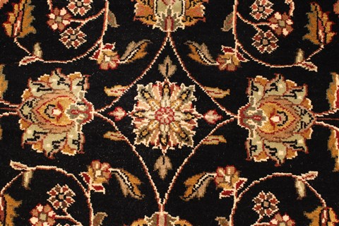 Jaipur Black Hand Knotted 50 X 70 Area Rug 250-28208 Image 8