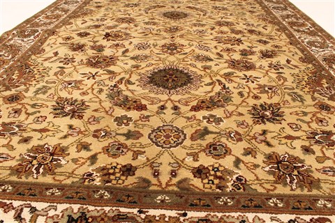 Jaipur Yellow Hand Knotted 50 X 70 Area Rug 250-28251 Image 4