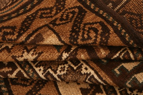 Baluch Brown Hand Knotted 28 X 48 Area Rug 253-28256 Image 3