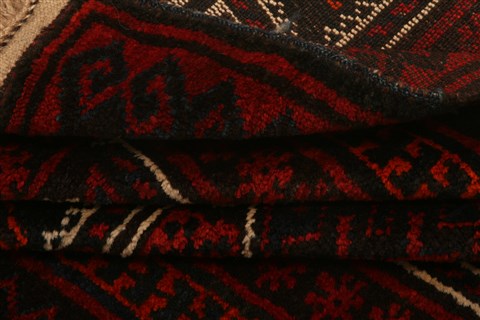Baluch Red Hand Knotted 30 X 47 Area Rug 253-28261 Image 3
