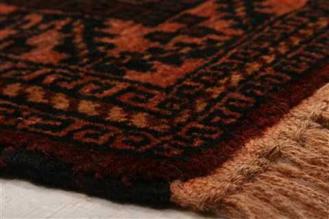 Baluch Red Hand Knotted 30 X 47 Area Rug 253-28267 Image 6