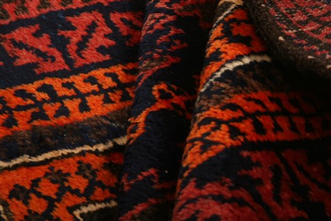Baluch Red Hand Knotted 29 X 410 Area Rug 253-28272 Image 2