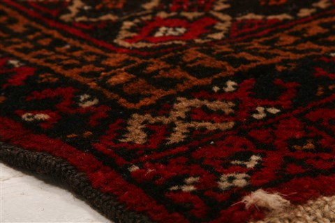 Baluch Red Hand Knotted 31 X 52 Area Rug 253-28279 Image 6