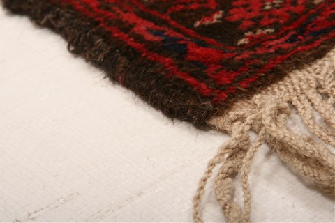 Baluch Red Hand Knotted 30 X 47 Area Rug 253-28282 Image 1