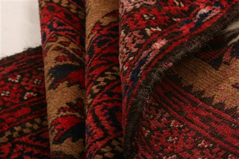 Baluch Red Hand Knotted 30 X 47 Area Rug 253-28282 Image 3