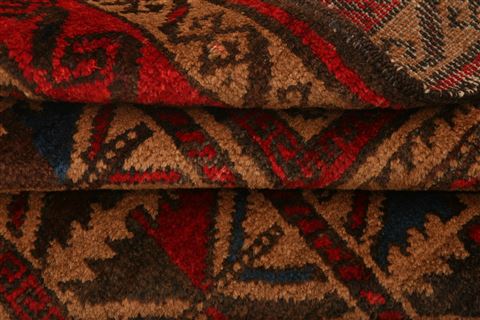Baluch Red Hand Knotted 30 X 47 Area Rug 253-28285 Image 3