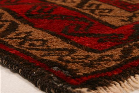 Baluch Red Hand Knotted 30 X 47 Area Rug 253-28285 Image 5