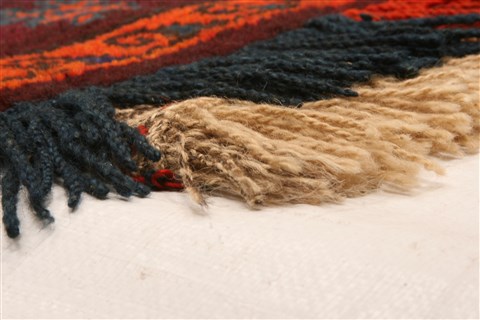 Baluch Red Hand Knotted 30 X 47 Area Rug 100-28302 Image 2