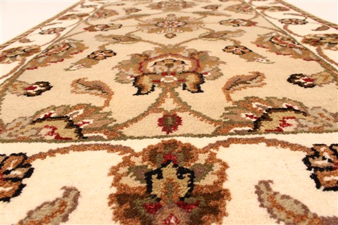 Jaipur Beige Hand Knotted 20 X 30 Area Rug 250-28333 Image 3