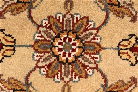Jaipur Beige Hand Knotted 20 X 30 Area Rug 250-28368 Image 1