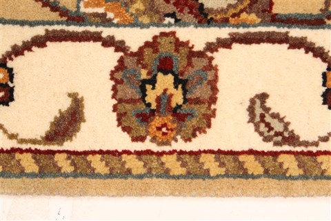 Jaipur Beige Hand Knotted 20 X 30 Area Rug 250-28368 Image 2