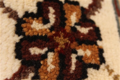 Jaipur Beige Hand Knotted 20 X 30 Area Rug 250-28368 Image 6