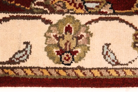 Jaipur Red Hand Knotted 20 X 30 Area Rug 250-28378 Image 3