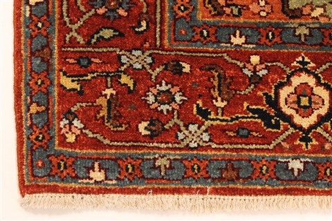 Serapi Beige Hand Knotted 40 X 60 Area Rug 250-28382 Image 12