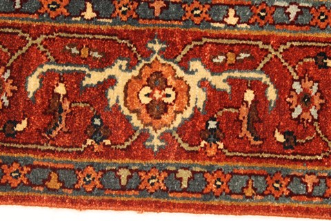 Serapi Beige Hand Knotted 40 X 60 Area Rug 250-28382 Image 2