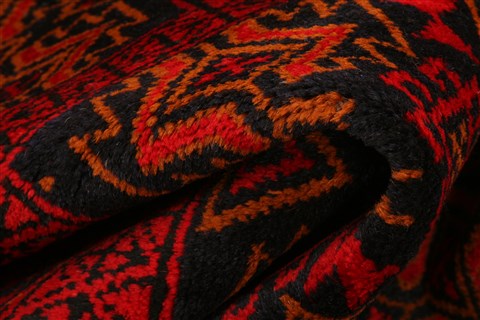 Baluch Red Hand Knotted 30 X 47 Area Rug 253-28405 Image 1