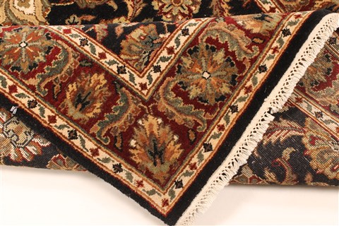 Jaipur Black Runner Hand Knotted 40 X 159 Area Rug 250-28415 Image 5
