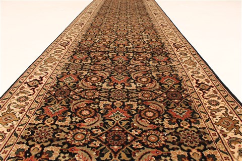 Herati Beige Runner Hand Knotted 26 X 196 Area Rug 250-28419 Image 4