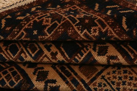 Baluch Yellow Hand Knotted 29 X 40 Area Rug 253-28428 Image 4