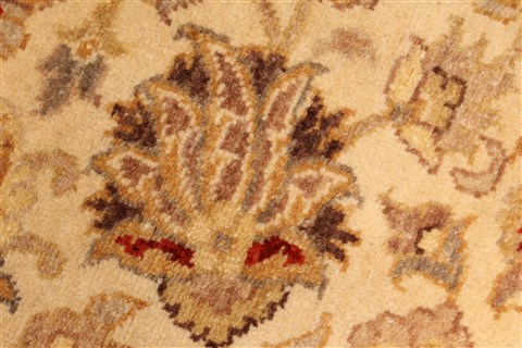 Pishavar Beige Hand Knotted 120 X 159 Area Rug 250-28435 Image 13