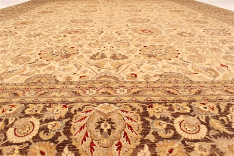 Pishavar Beige Hand Knotted 120 X 159 Area Rug 250-28435 Image 4