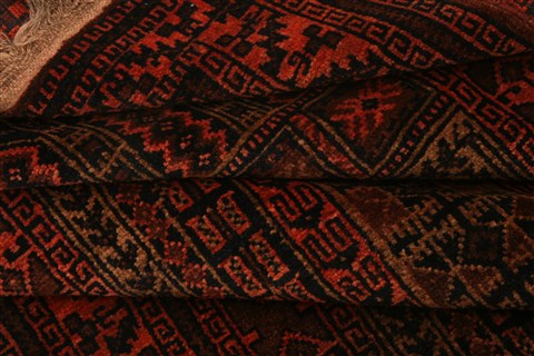 Baluch Red Hand Knotted 30 X 49 Area Rug 253-28441 Image 3