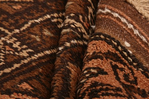 Baluch Brown Hand Knotted 30 X 47 Area Rug 100-28444 Image 2