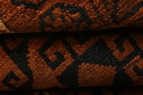 Baluch Brown Hand Knotted 30 X 47 Area Rug 253-28449 Image 2