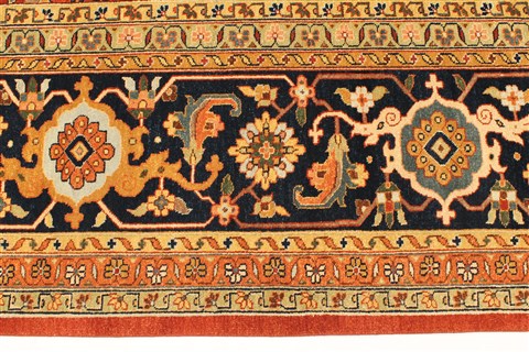 Serapi Red Hand Knotted 116 X 175 Area Rug 250-28456 Image 3