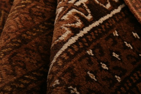 Baluch Brown Hand Knotted 30 X 47 Area Rug 100-28460 Image 2