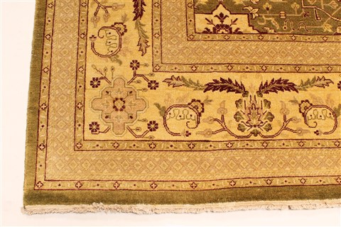 Agra Beige Hand Knotted 120 X 154 Area Rug 250-28462 Image 1