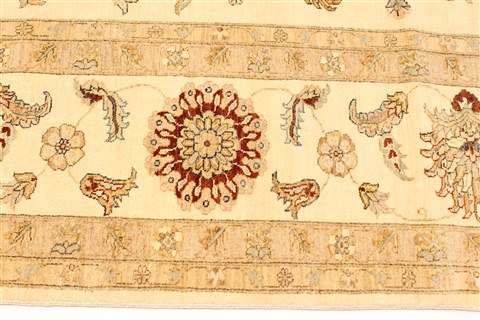 Ziegler Beige Hand Knotted 120 X 149 Area Rug 250-28463 Image 3