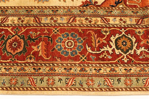 Serapi Beige Hand Knotted 129 X 149 Area Rug 250-28464 Image 3