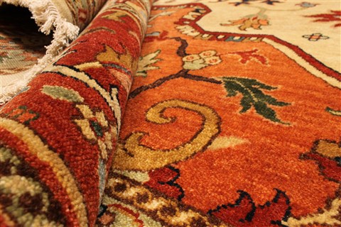 Serapi Beige Hand Knotted 129 X 149 Area Rug 250-28464 Image 7