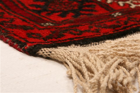 Baluch Red Hand Knotted 31 X 44 Area Rug 253-28467 Image 5