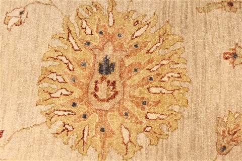 Ziegler Beige Hand Knotted 120 X 1410 Area Rug 250-28473 Image 11