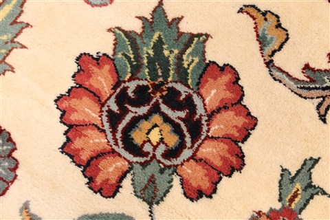 Agra Beige Hand Knotted 1111 X 155 Area Rug 250-28474 Image 4