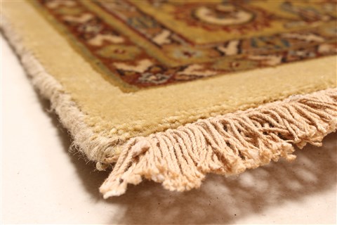 Tabriz Beige Hand Knotted 120 X 1411 Area Rug 250-28478 Image 10