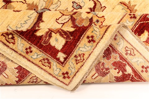 Pishavar Beige Hand Knotted 65 X 81 Area Rug 250-28484 Image 6