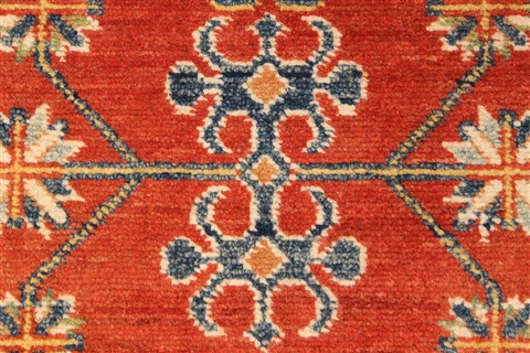 Kazak Red Hand Knotted 38 X 53 Area Rug 250-28502 Image 11